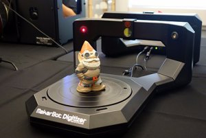 MakerBot Digitizer Desktop 3D сканер